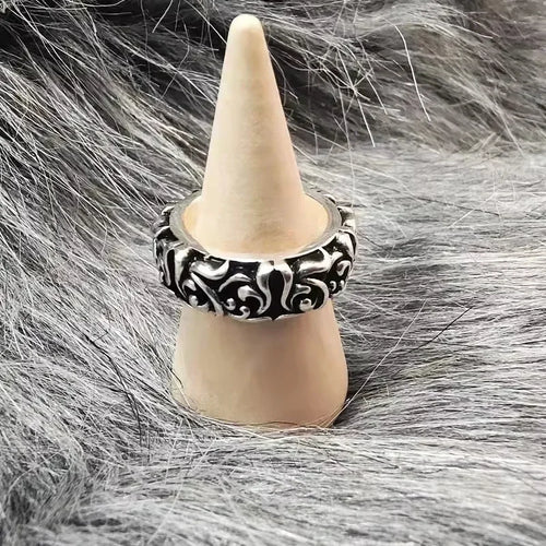 Anillo Vintage Gótico en Plata 925 Estilo Punk Unisex