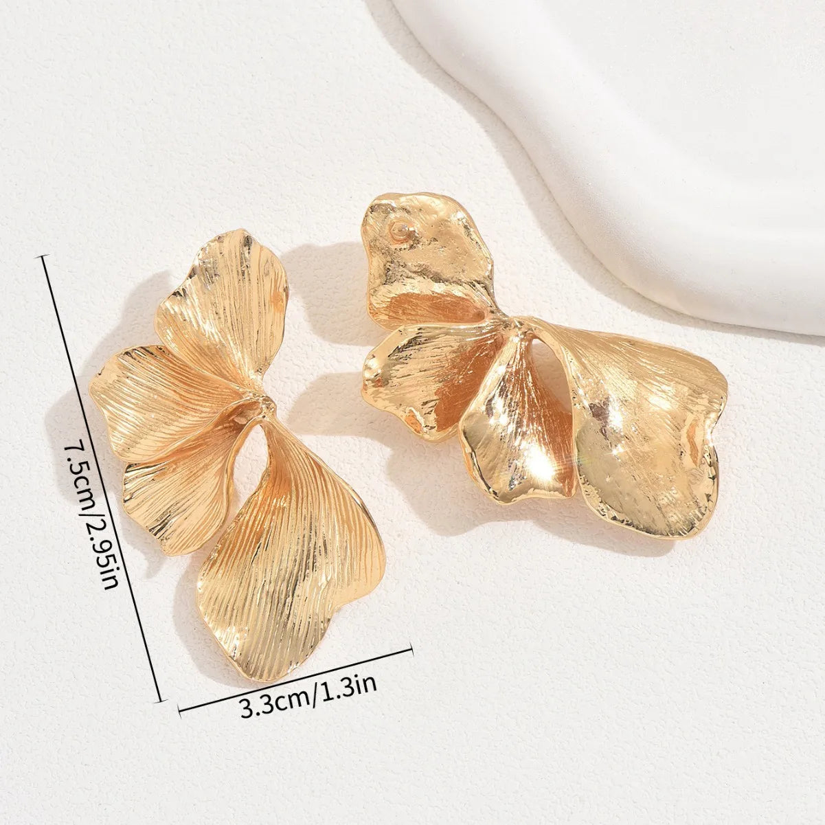 Aretes “Gala Orgànica” Diseño Acero inoxidable con baño de Oro 18K