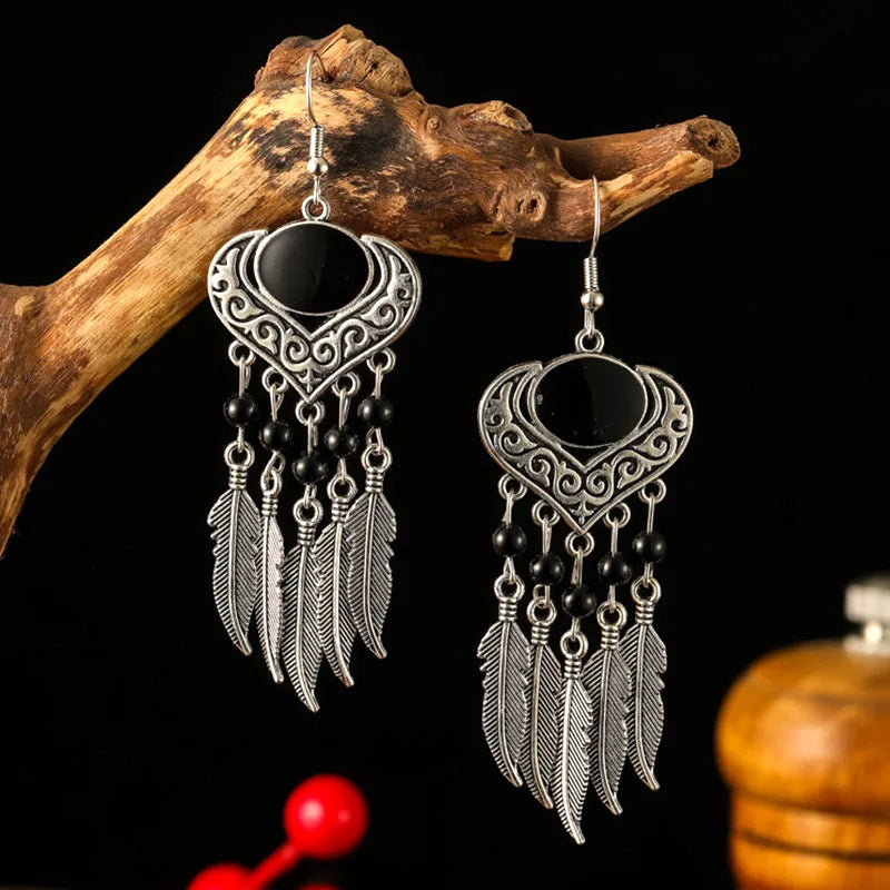 Aretes Colgantes Étnicos con Borla — Plata Vintage, Corazón y Hoja con Cristal | Estilo Bohemio para Fiestas y Bodas